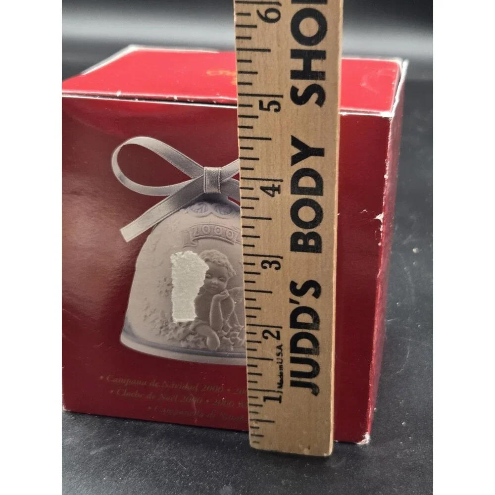 Lladro 2000 Annual Holiday Christmas Ornament Bell with Box #16700